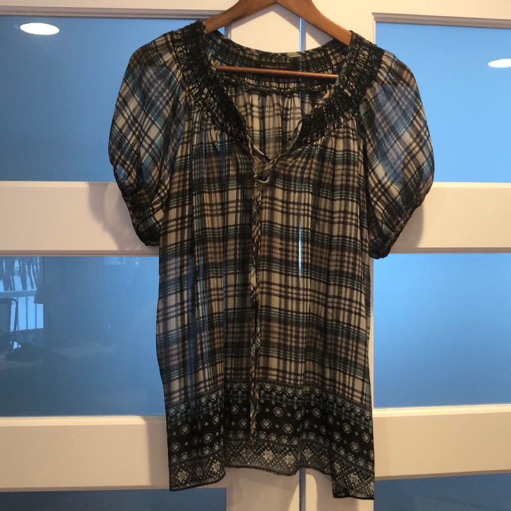 BCBGMaxazria short sleeve turquoise/gray /black  sheets blouse & front tie, M,